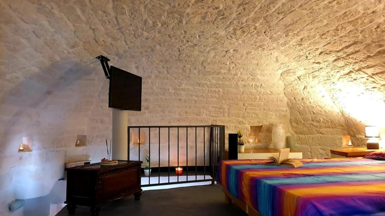 オストゥーニCasa Victoriaアパートメント エクステリア 写真
