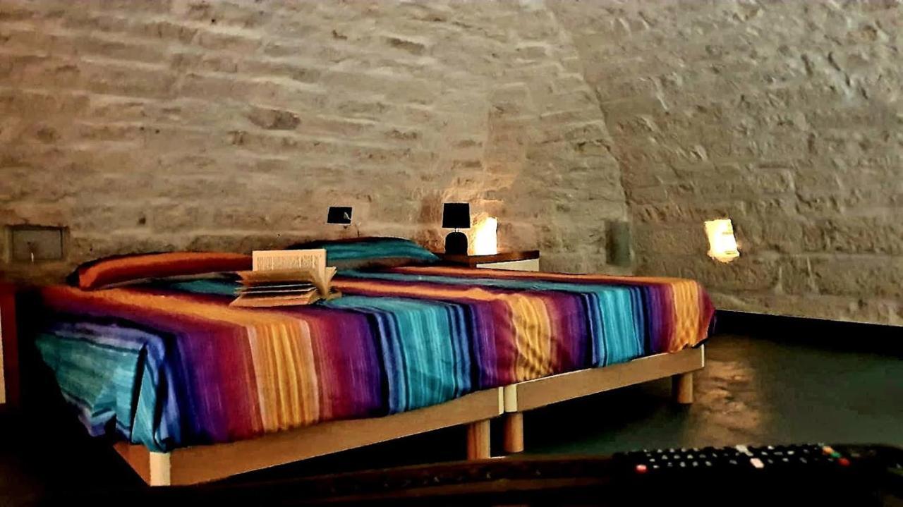オストゥーニCasa Victoriaアパートメント エクステリア 写真