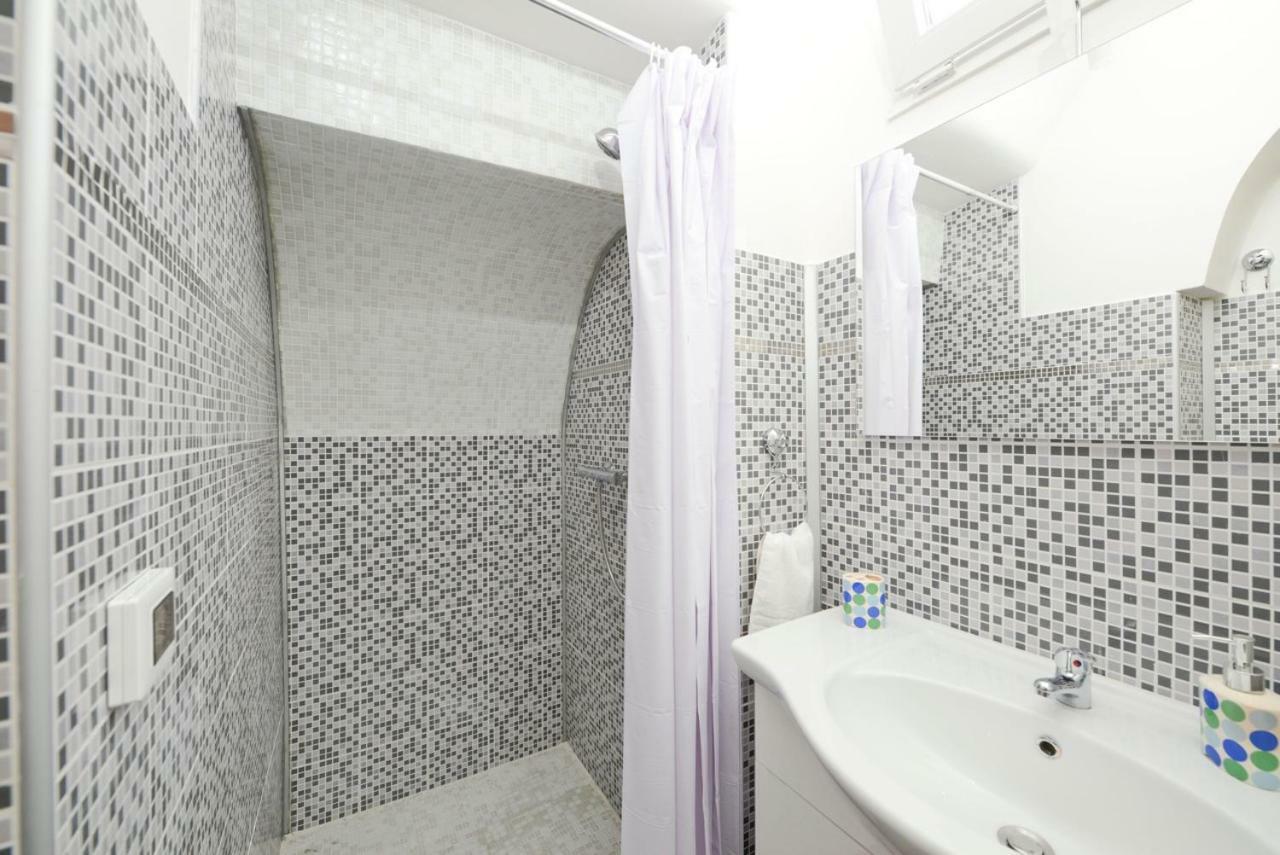 オストゥーニCasa Victoriaアパートメント エクステリア 写真